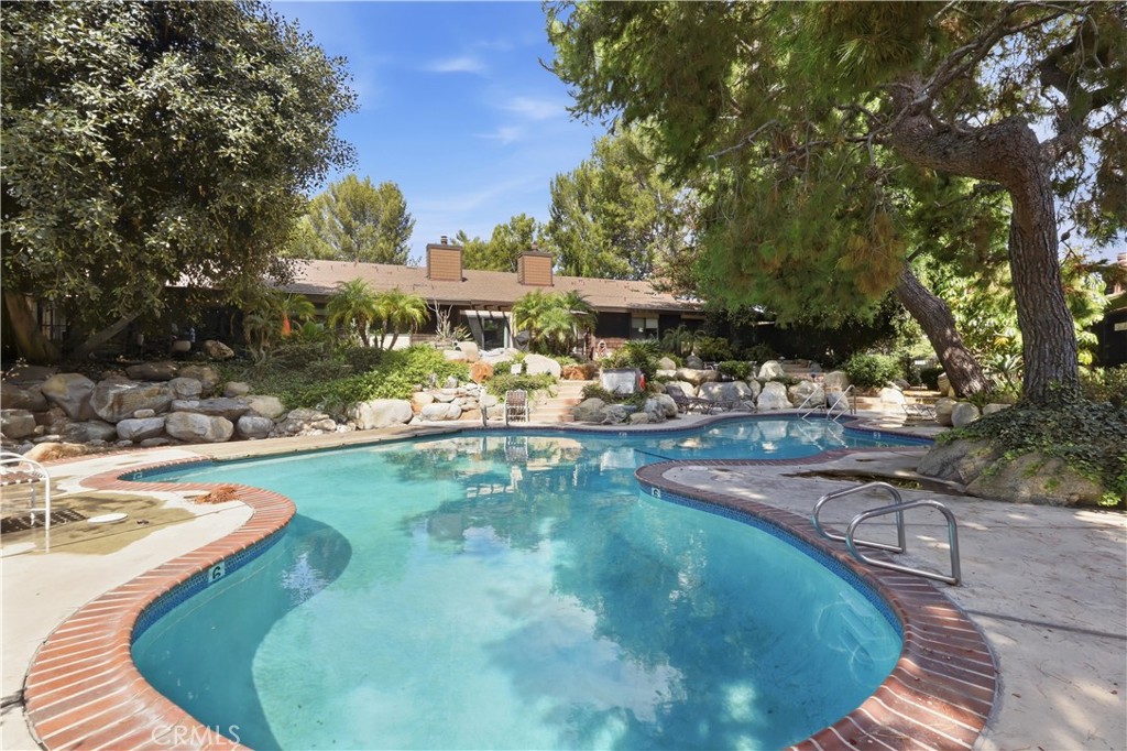 3659 Country Club B Property Photo 22