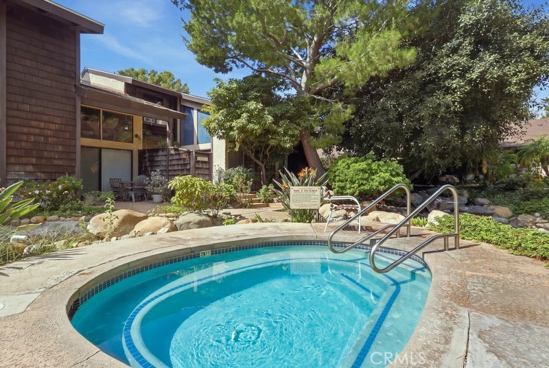 3659 Country Club B Property Photo 24