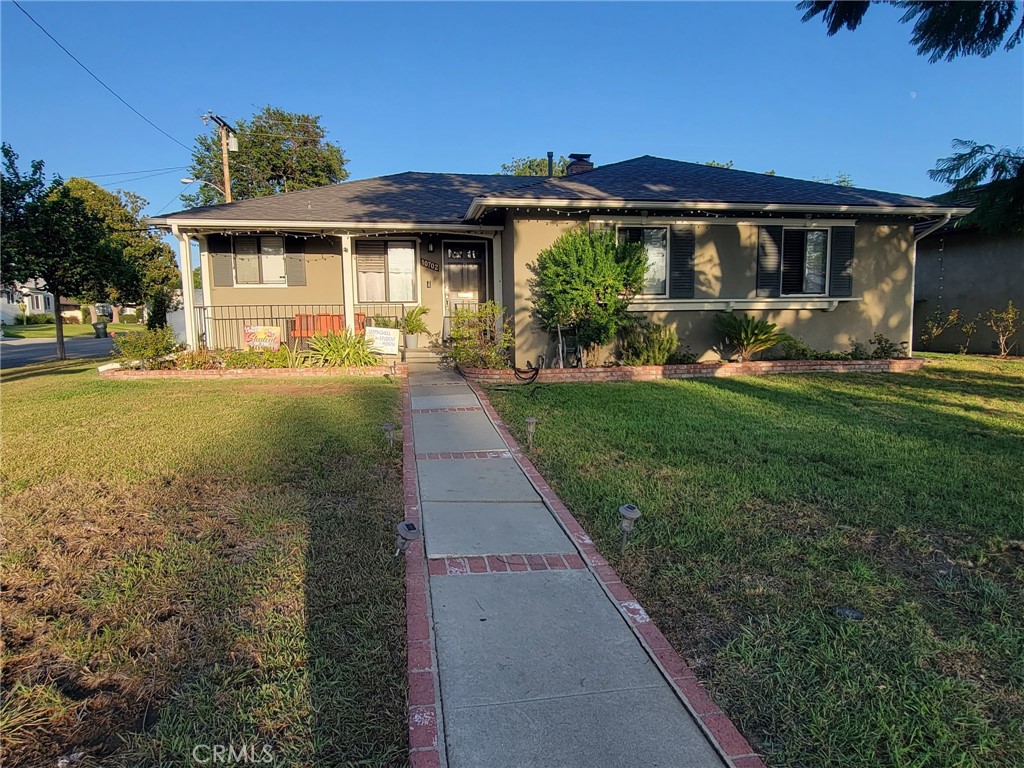 10702 Homeland Avenue Property Photo 1