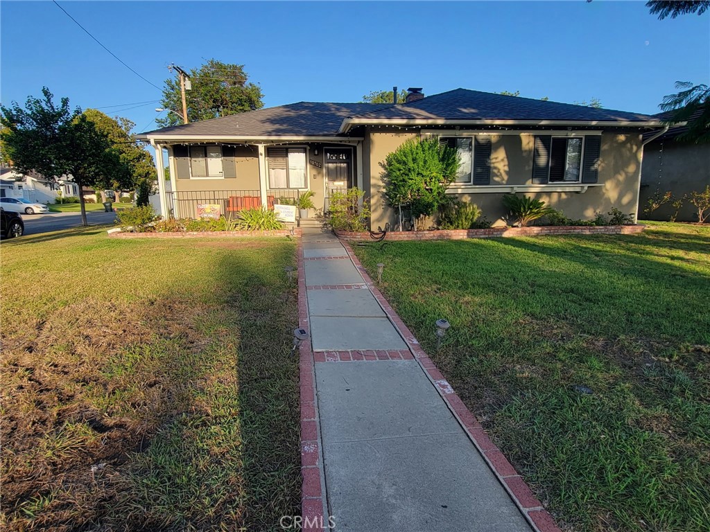 10702 Homeland Avenue Property Photo 3