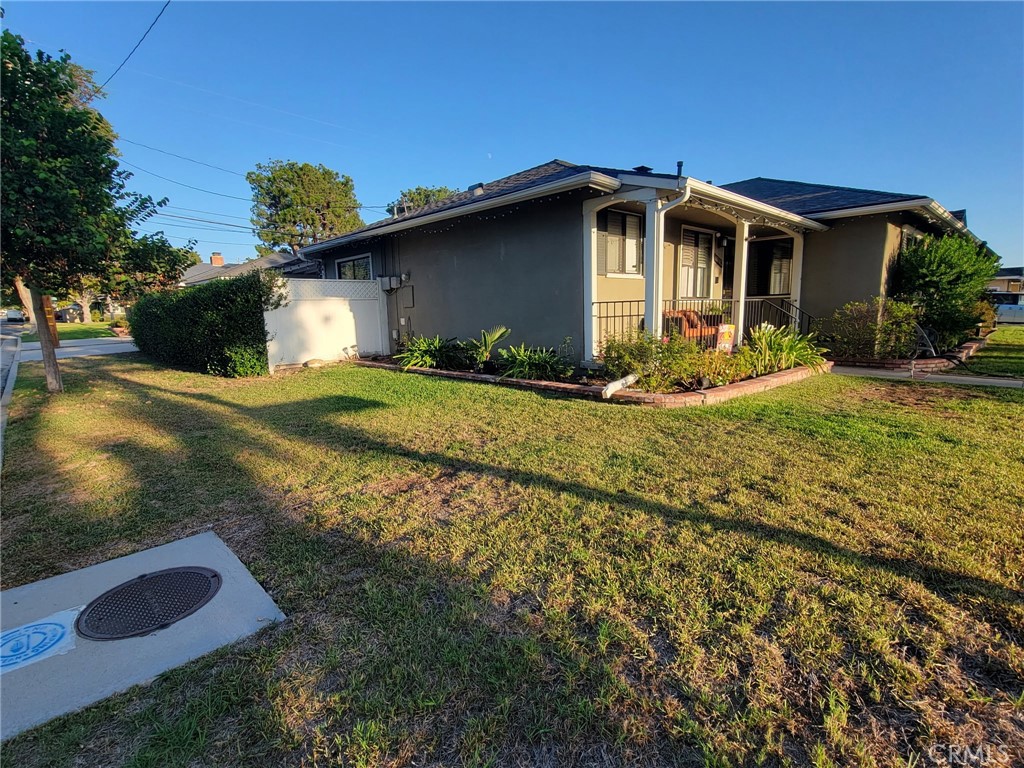 10702 Homeland Avenue Property Photo 8