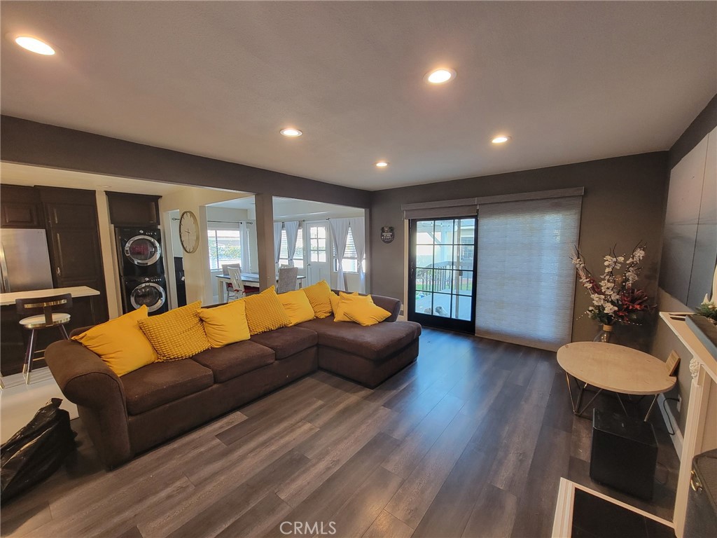 10702 Homeland Avenue Property Photo 22