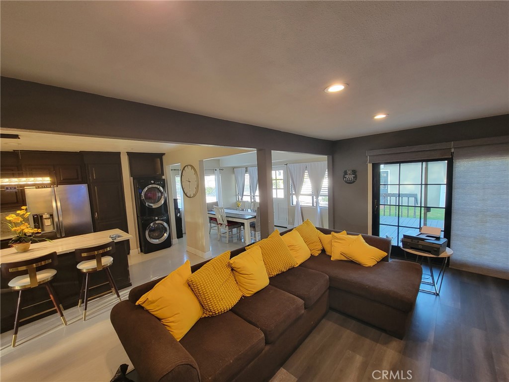 10702 Homeland Avenue Property Photo 24