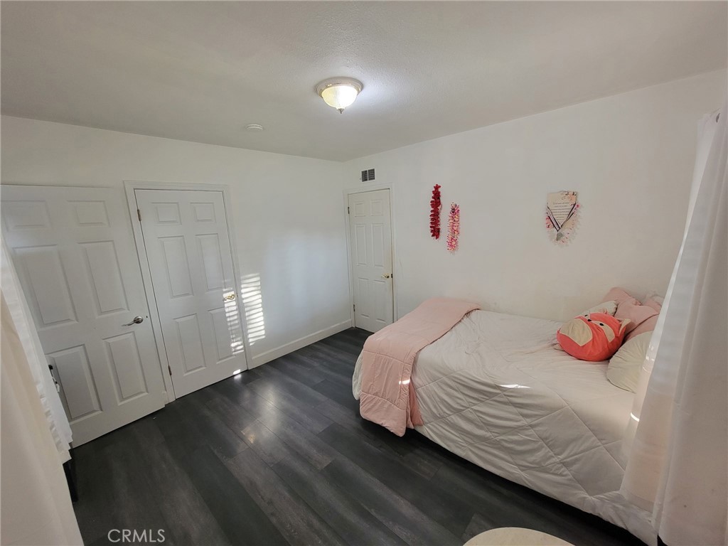 10702 Homeland Avenue Property Photo 26