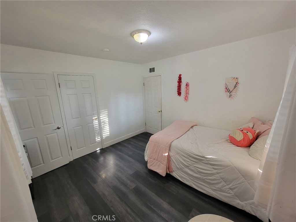 10702 Homeland Avenue Property Photo 28