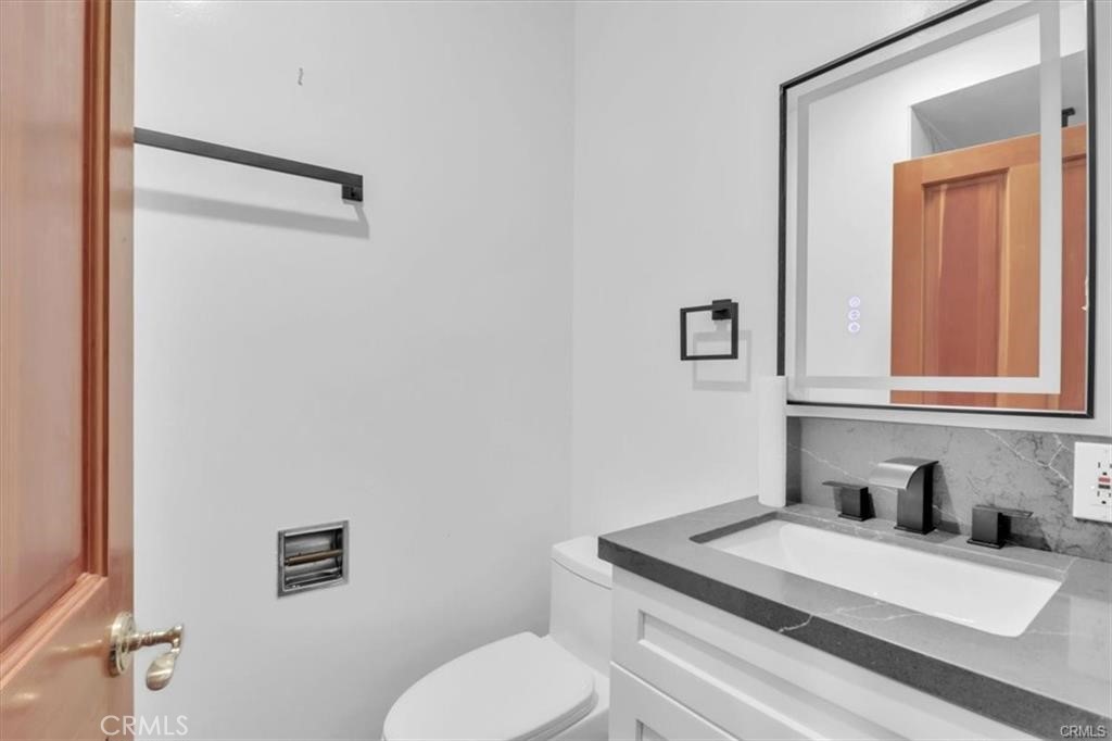 9466 Hidden Valley Place Property Photo 14
