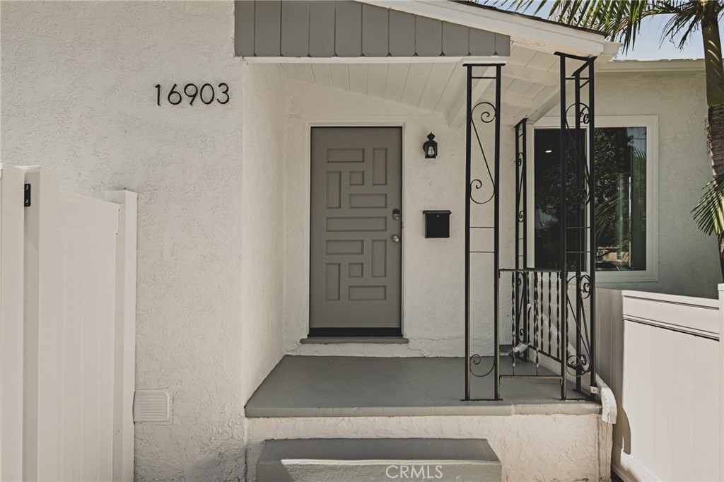 16903 Freeman Avenue Property Photo 4