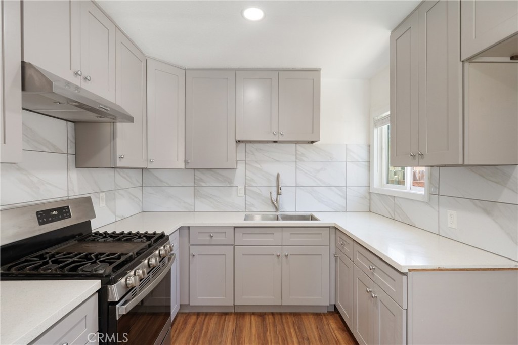 16903 Freeman Avenue Property Photo 11