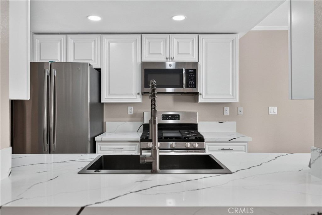 28006 S Western 270 Property Photo 10
