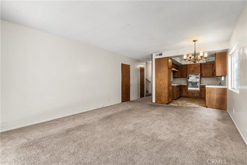 2346 253rd Property Photo 6