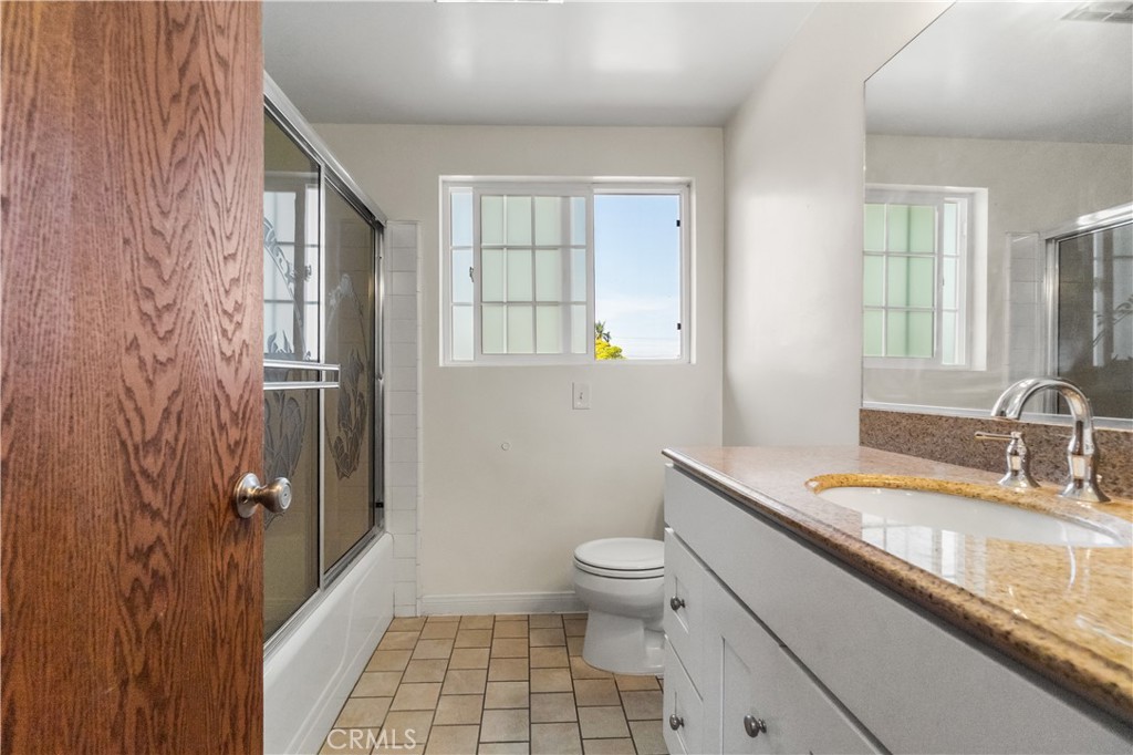 2346 253rd Property Photo 14