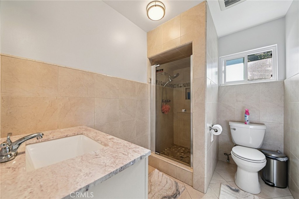 2120 Ronsard Road Property Photo 12