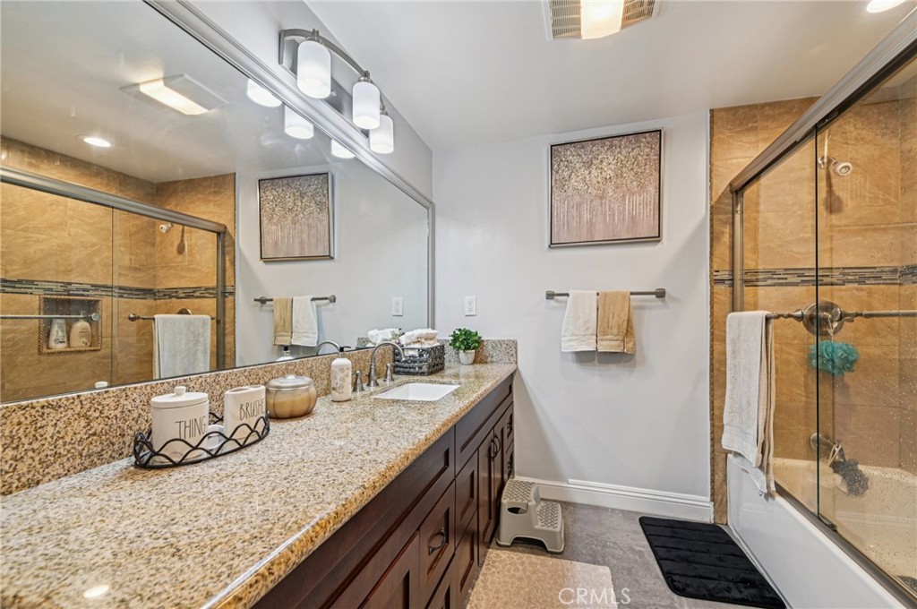 2120 Ronsard Road Property Photo 21