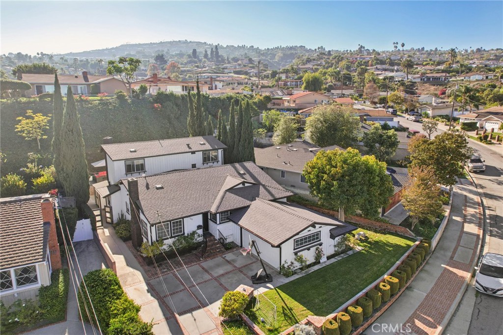 2120 Ronsard Road Property Photo 26