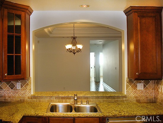 10640 Woodbridge Street 204 Property Photo 9