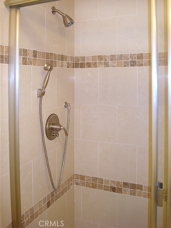 10640 Woodbridge Street 204 Property Photo 10