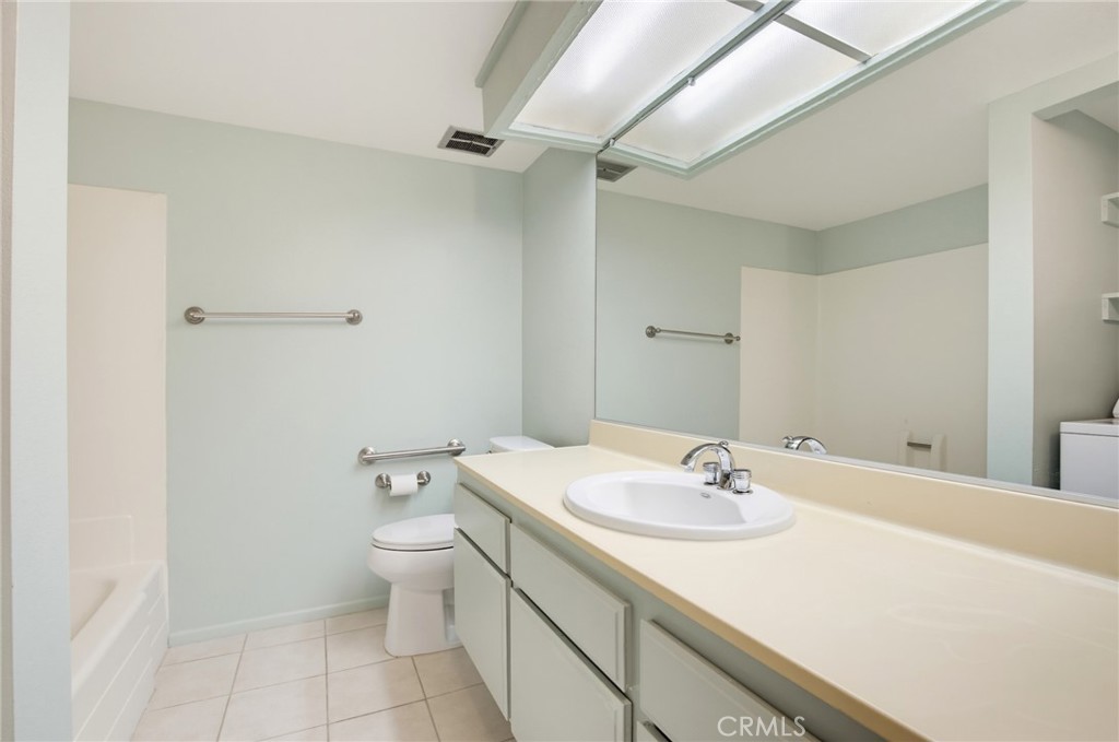 24150 Western Avenue K Property Photo 23