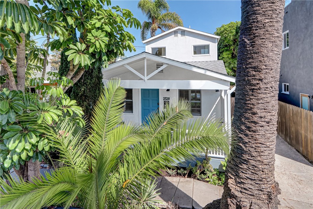 2328 Beach Avenue Property Photo 1