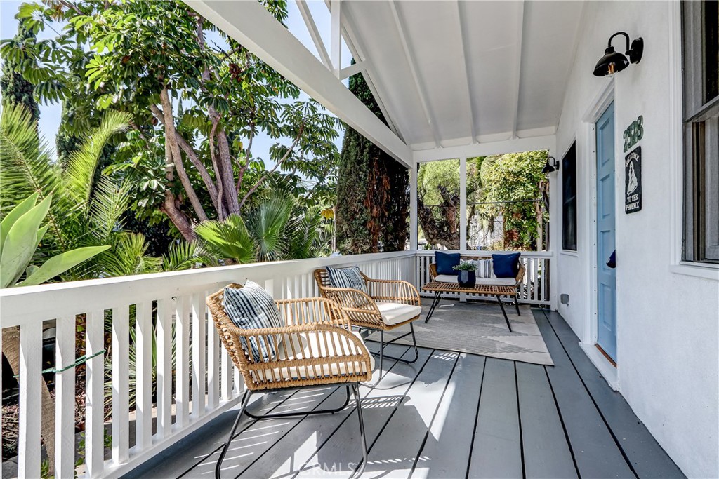 2328 Beach Avenue Property Photo 5