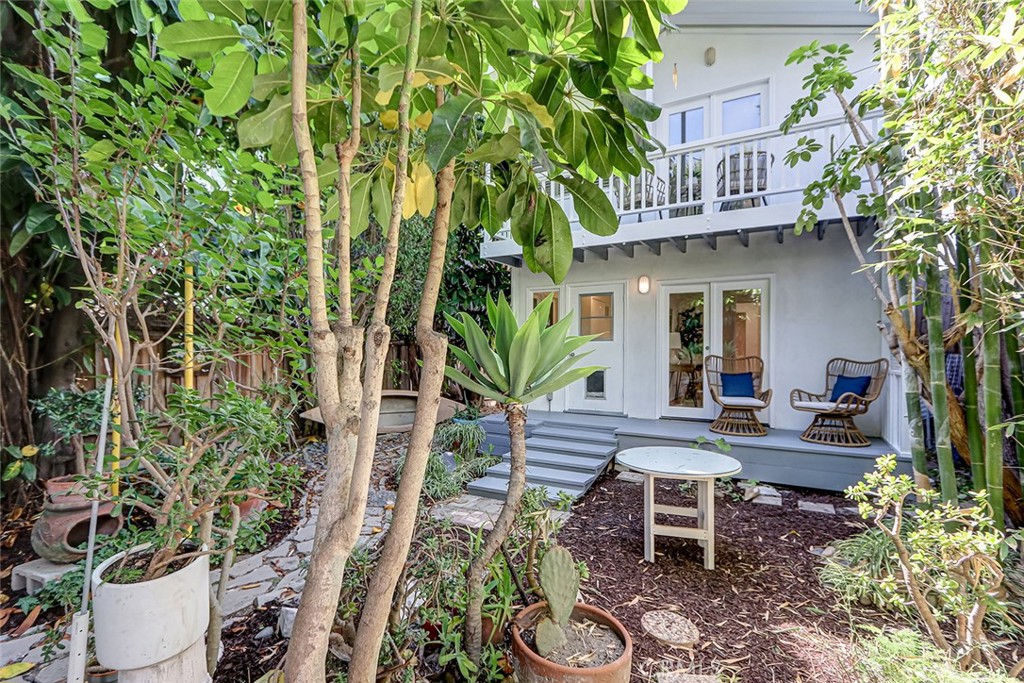 2328 Beach Avenue Property Photo 37