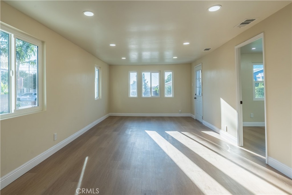 21726 Dolores Street Property Photo 8