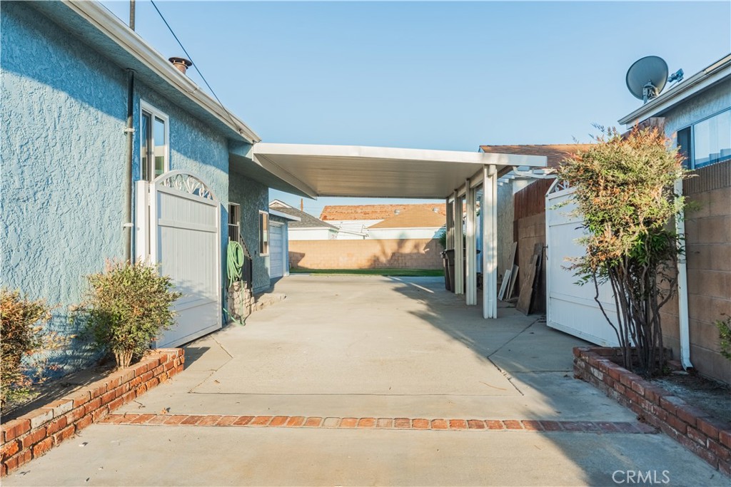 21726 Dolores Street Property Photo 35