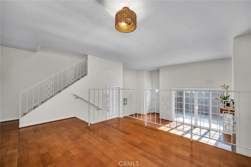 1155 11th Street 15 Property Photo 4