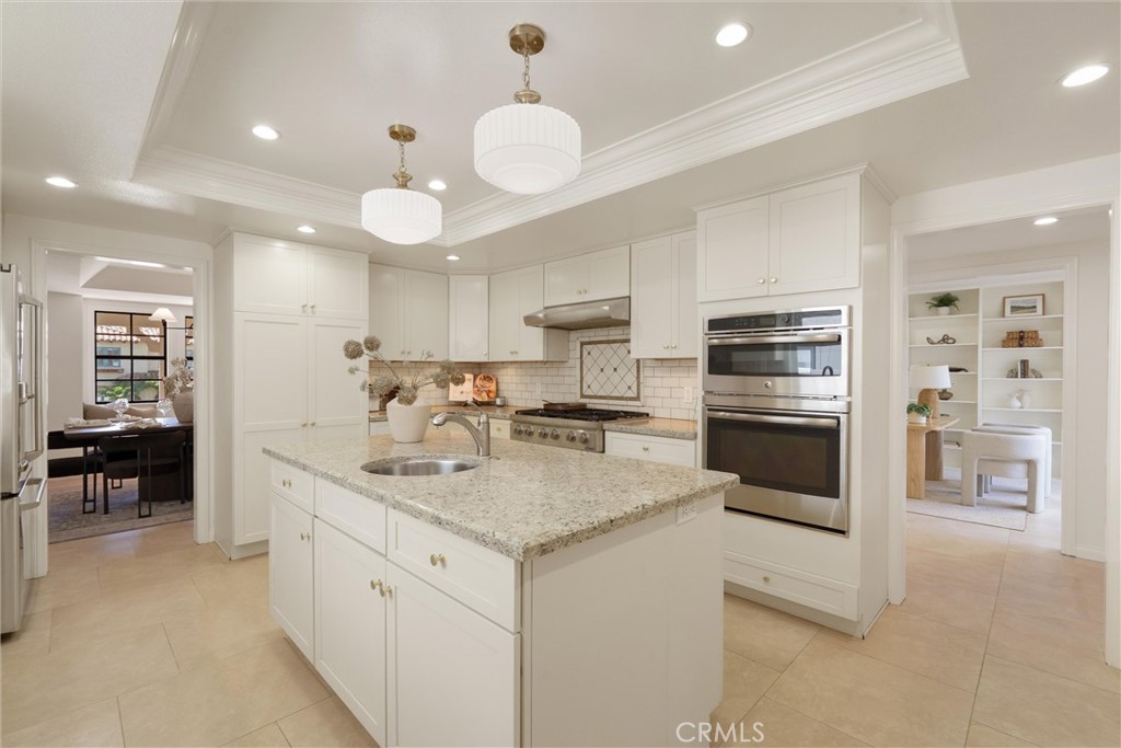583 36th Street Property Photo 9