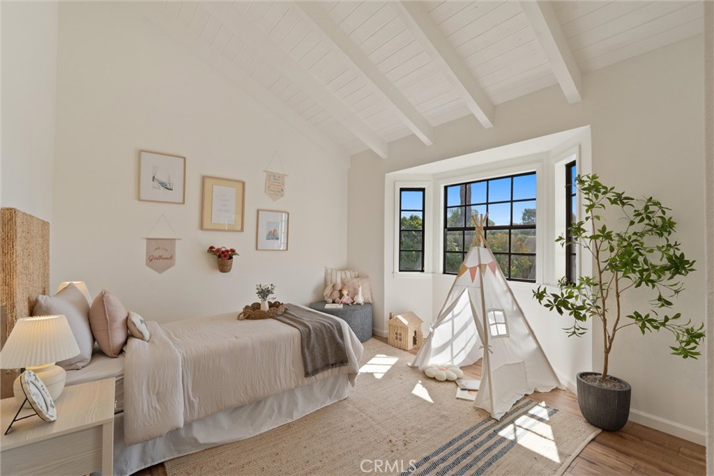 583 36th Street Property Photo 17