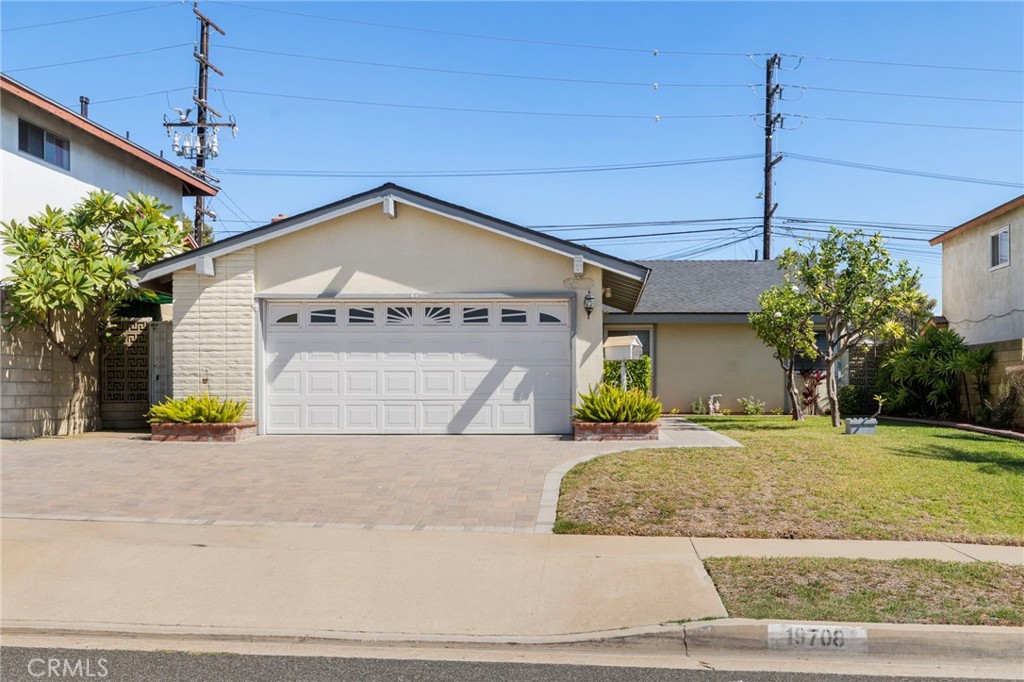 19708 Dalfsen Avenue Property Photo 1