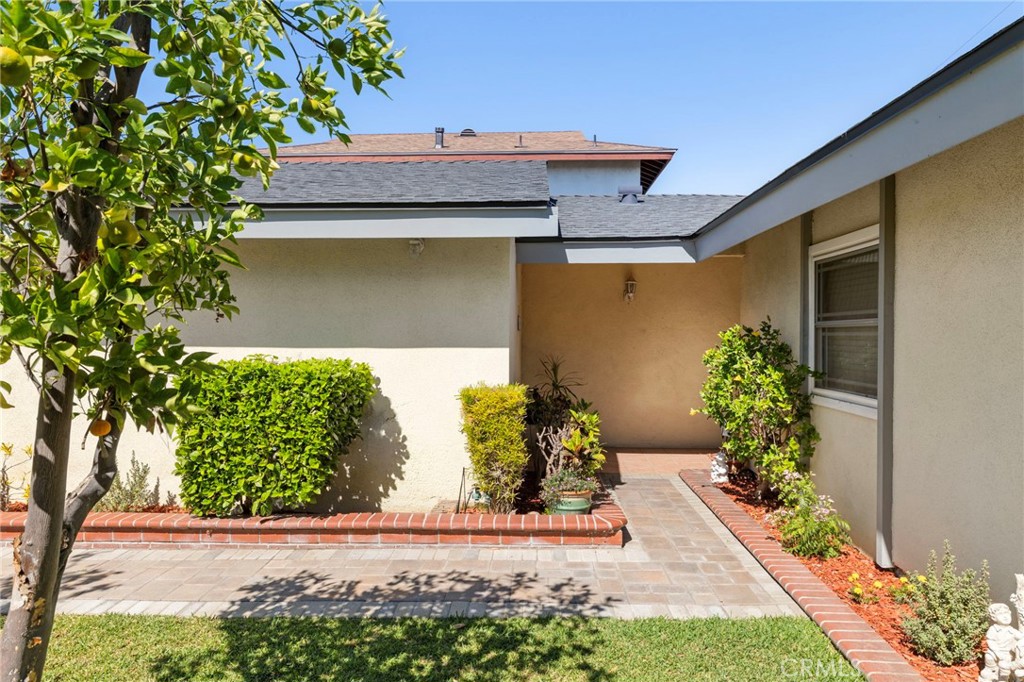 19708 Dalfsen Avenue Property Photo 3