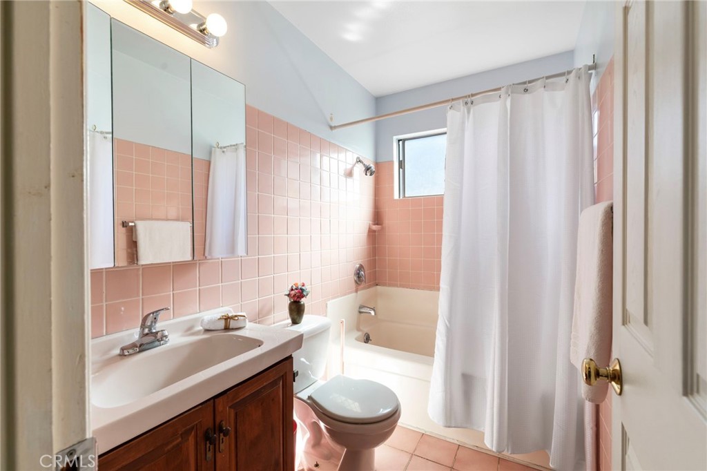19708 Dalfsen Avenue Property Photo 26