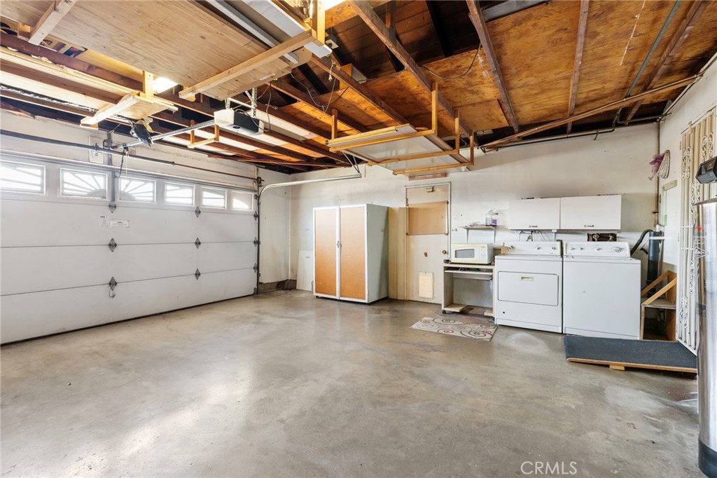 19708 Dalfsen Avenue Property Photo 27