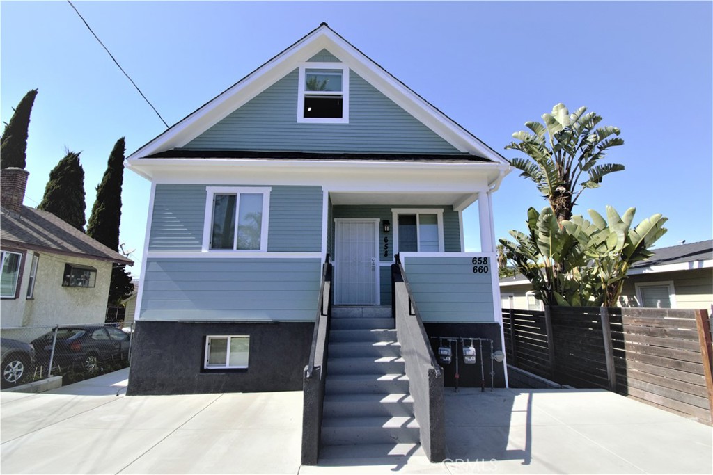 658 W Sepulveda Street Property Photo 1