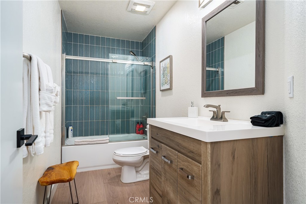 41775 Petersfield Road Property Photo 29