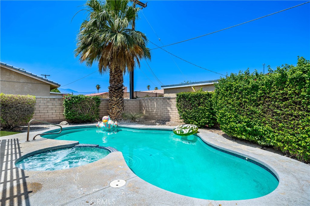 41775 Petersfield Road Property Photo 37