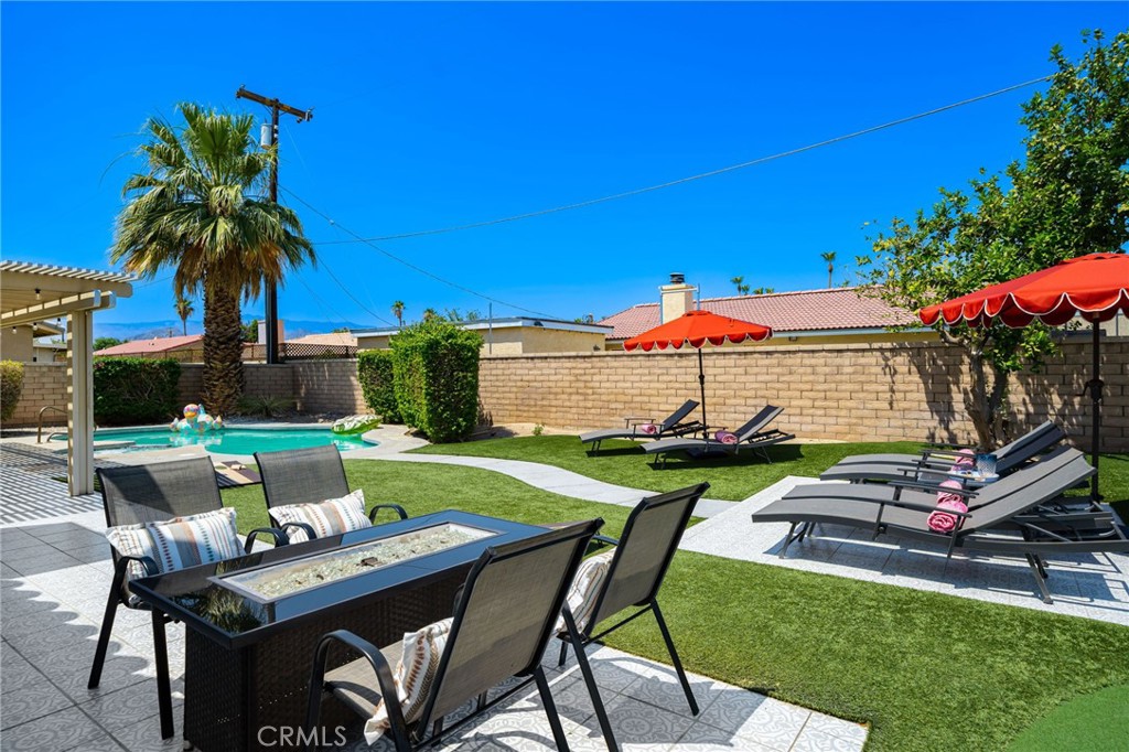 41775 Petersfield Road Property Photo 41