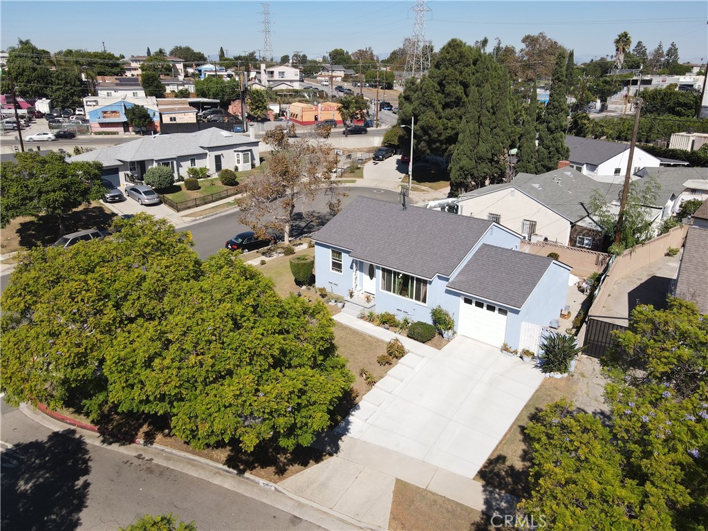 12902 S Berendo Property Photo 4