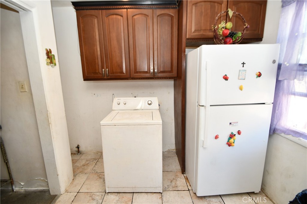 12902 S Berendo Property Photo 20