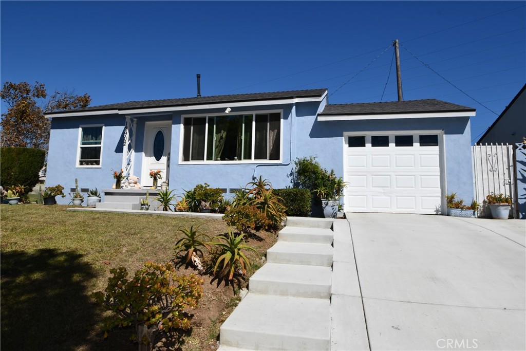 12902 S Berendo Property Photo 24