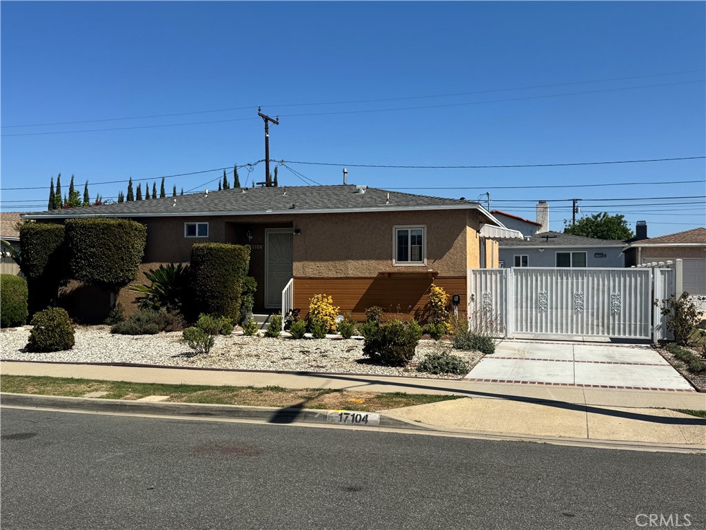 17104 La Salle Property Photo 1