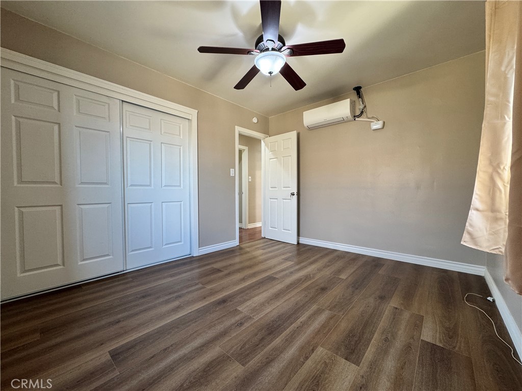 17104 La Salle Property Photo 9
