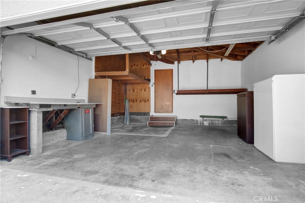 23026 Kathryn Property Photo 18