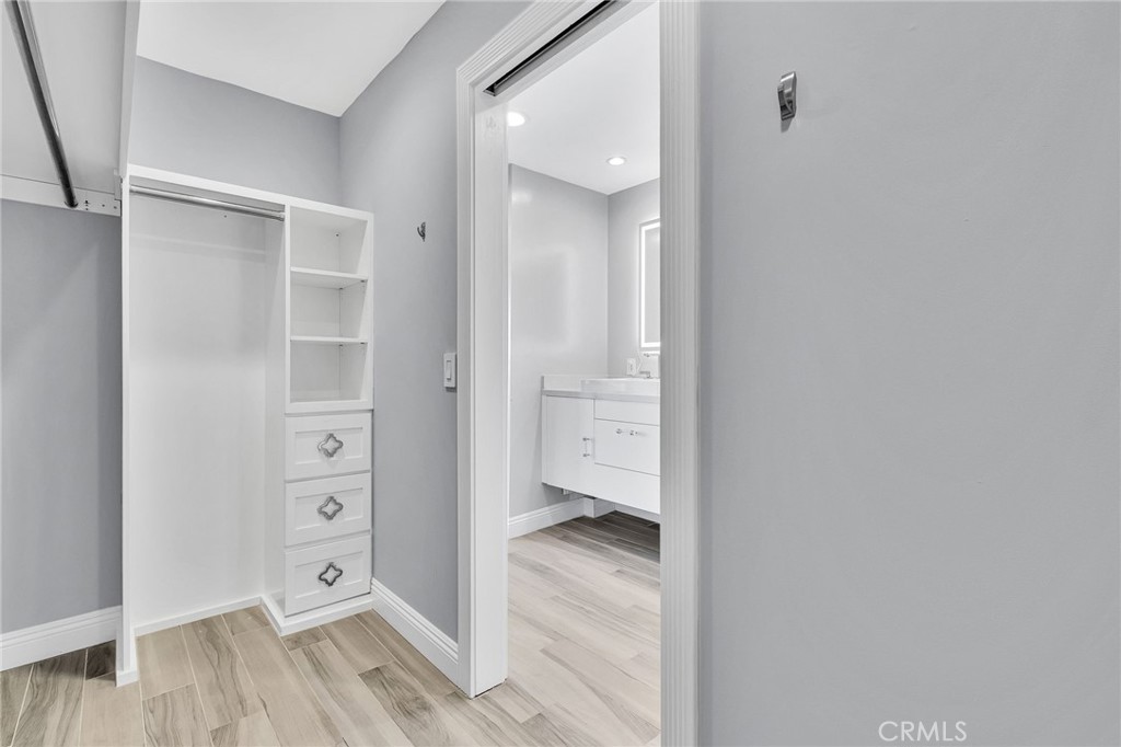 736 Gould Avenue 3 Property Photo 28
