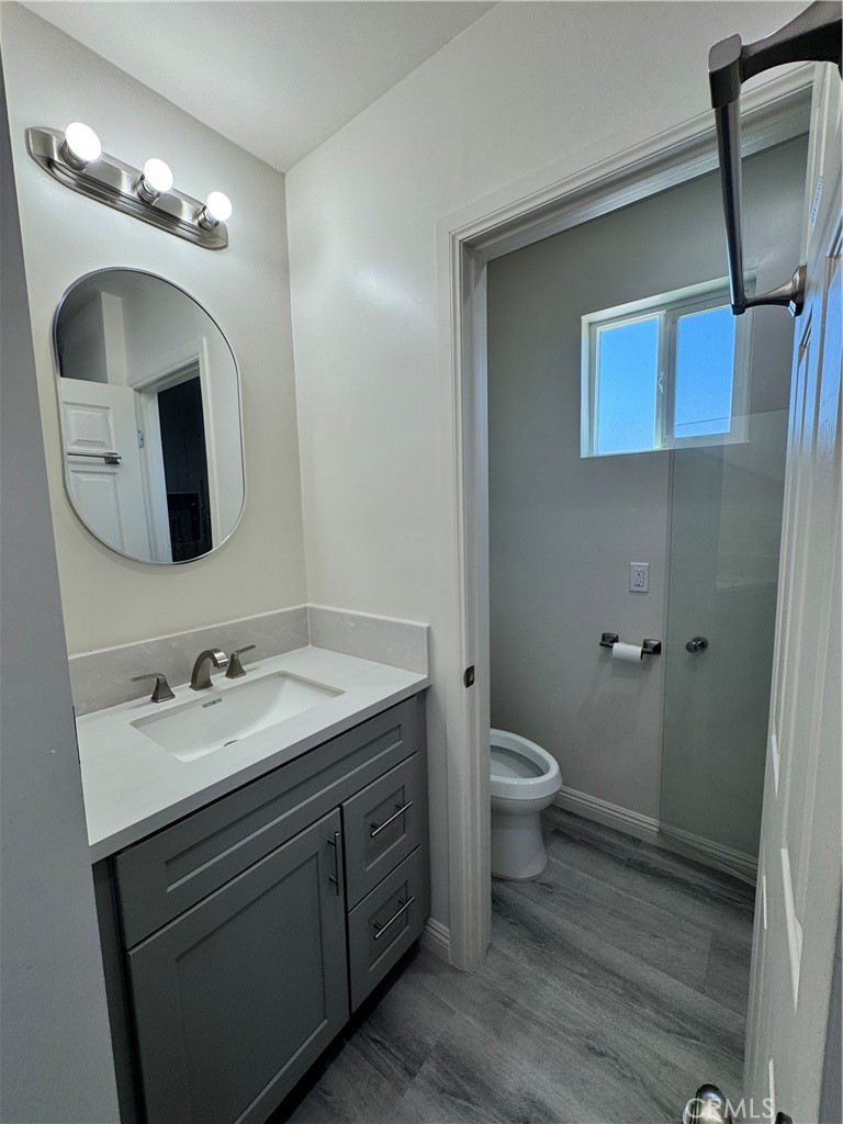 17104 La Salle B Property Photo 5