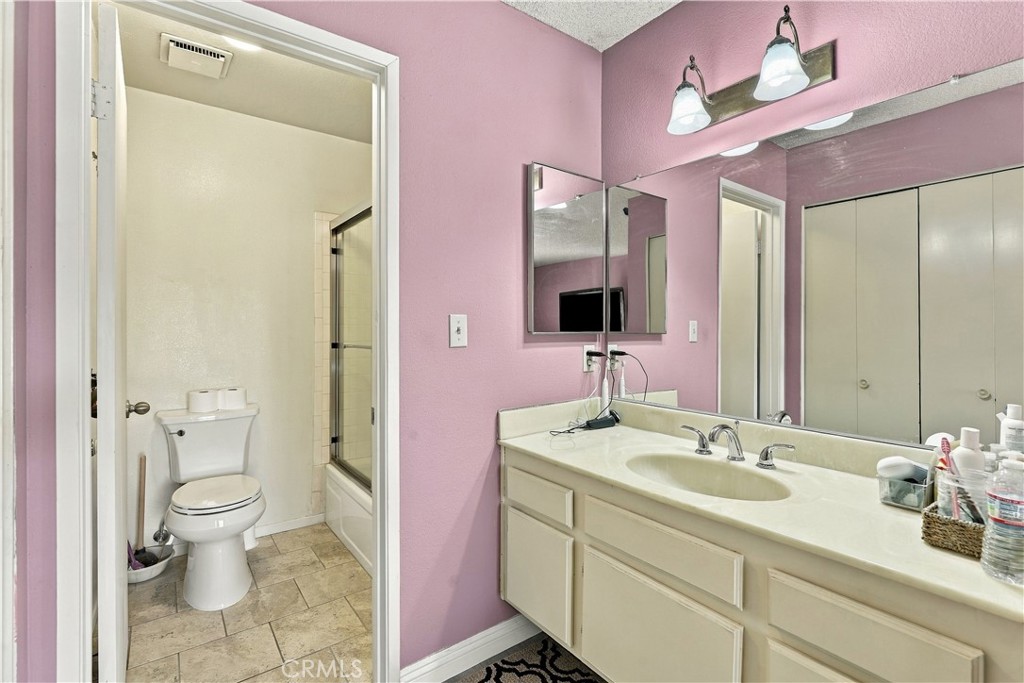 108 N Moore Avenue B Property Photo 12