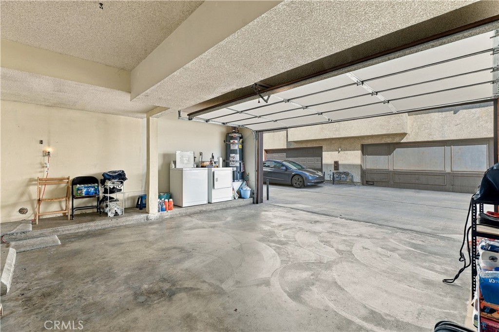 108 N Moore Avenue B Property Photo 17