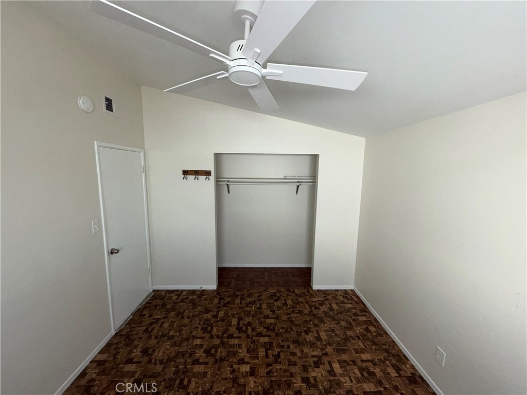 16818 La Salle Property Photo 9