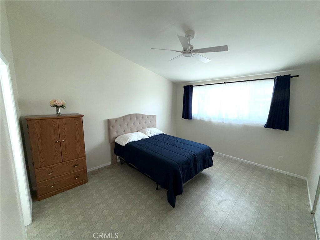 16818 La Salle Property Photo 10