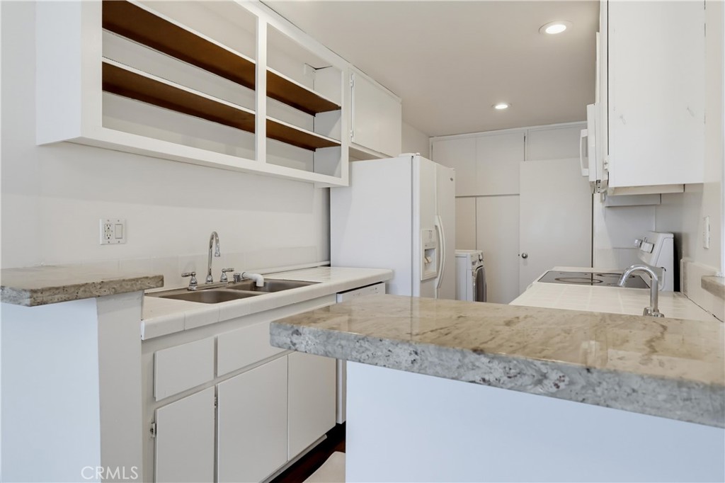 8738 Delgany 301 Property Photo 11